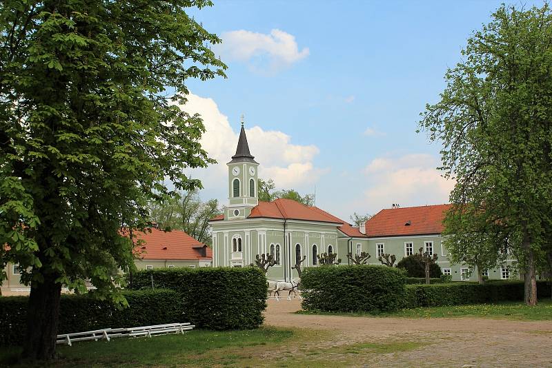 Národní hřebčín Kladruby nad Labem