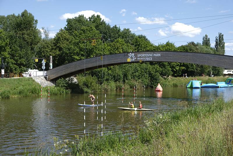 Ve Sportovním parku Pardubice to žije. Na návštěvníky čekají desítky sportů.