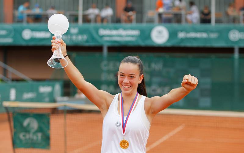 Vítězové 95. ročníku Pardubické juniorky jsou Tereza Valentová a Hynek Bartoň