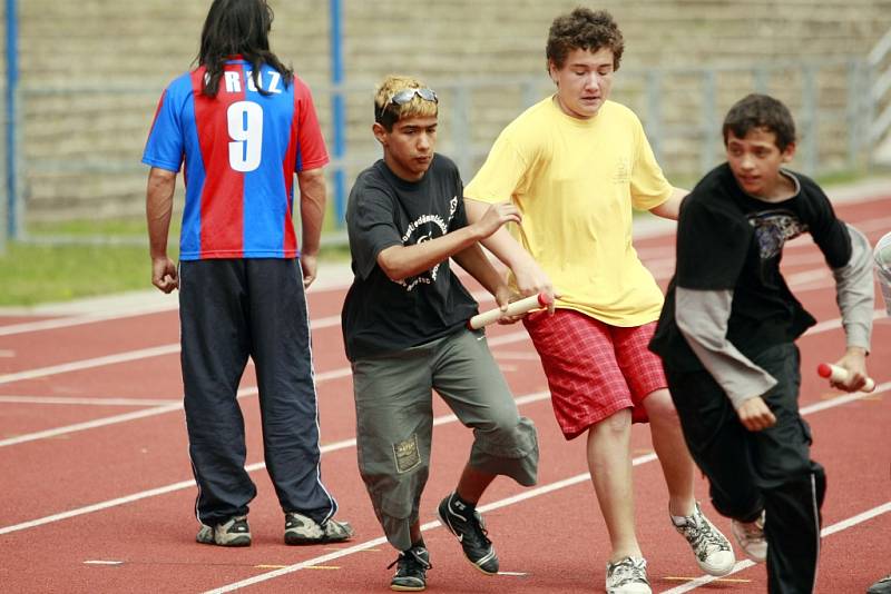 Premiéry Parapoháru na pardubickém atletickém stadionu se zúčastnila také vozíčkářka Klára Štegnerová