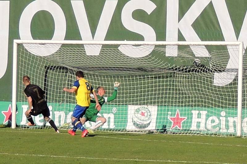 Pohár: FC Libišany vs. FK Spartak Choceň.