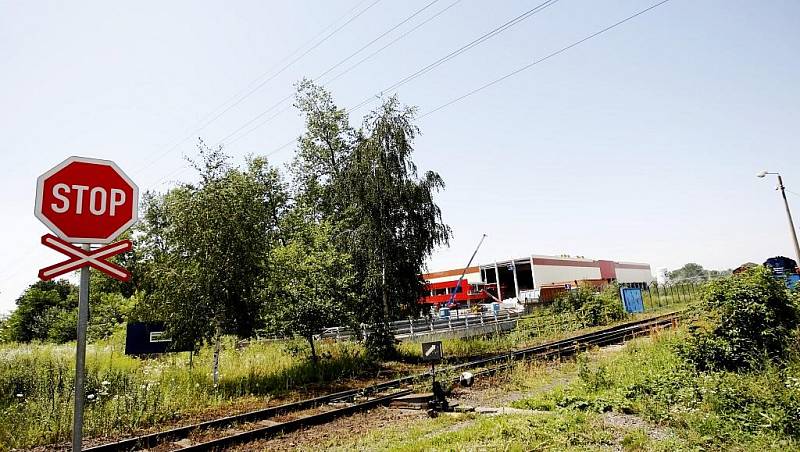 Zastavit práce. Stavba logistického centra se má dočasně přerušit, než získá potřebná povolení