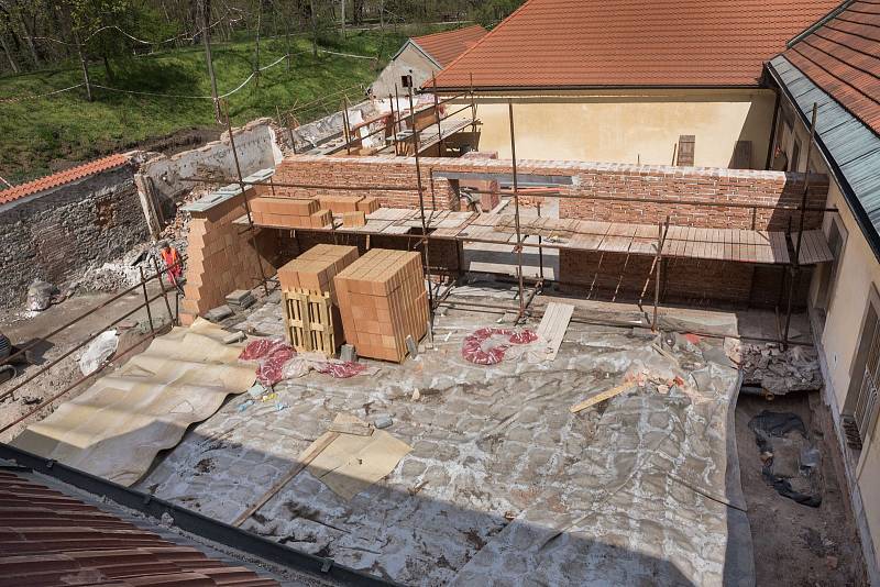 Zámecký palác bude sloužit především prezentaci samotného paláce a významného rodu Pernštejnů.