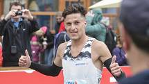 Vítězem Pardubického vinařského půlmaratónu a Mistrovství ČR mužů a žen v půlmaratonu 2019 v ulicích města Pardubic se stal Jiří Homoláč.