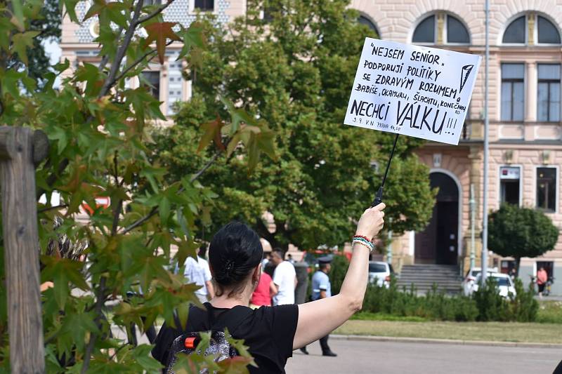 Z mítinku Andreje Babiše v Přelouči