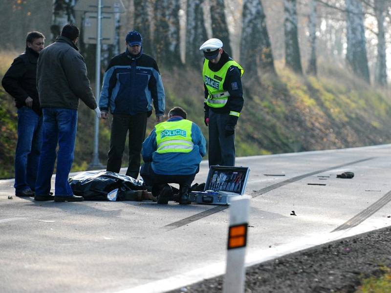 Smrtelná dopravní nehoda mezi Starým Mateřovem a Starými Čívicemi