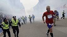 V cíli bostonského maratonu v roce 2013 vybuchly dvě podomácku sestrojené nálože