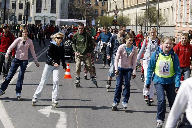 Na startu 4. ročníku Pardubického vinařského půlmaratonu bylo 1026 běžců. První příčky obsadili běžci z Keni.