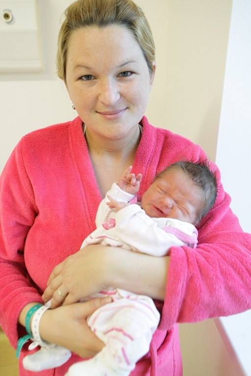 Valerie Němcová  se narodila 22. října ve 2:07 hodin. Vážila 3120 gramů a měřila 47 centimetrů. Mamince Lence byl tatínek Ondřej u porodu oporou. Společně s dcerou Natálkou (7 let) už se nemohou dočkat, až budou mít nový přírůstek doma, v Holicích. 