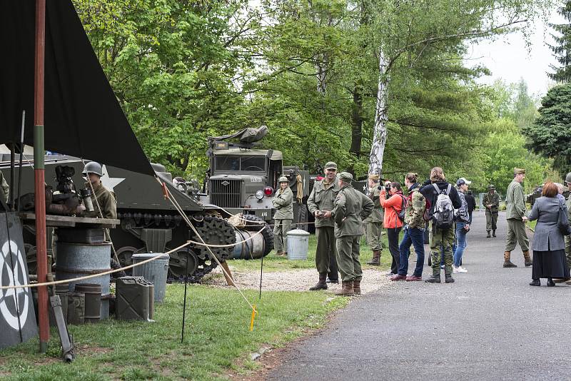 Tábor 16. obrněné divize US Army a Čs. samostatné obrněné brigády, RAF a WAAF