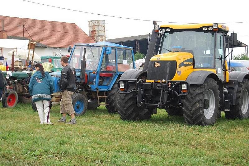 Traktoriáda v Žebnici