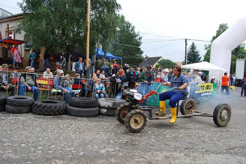 Traktoriáda v Žebnici