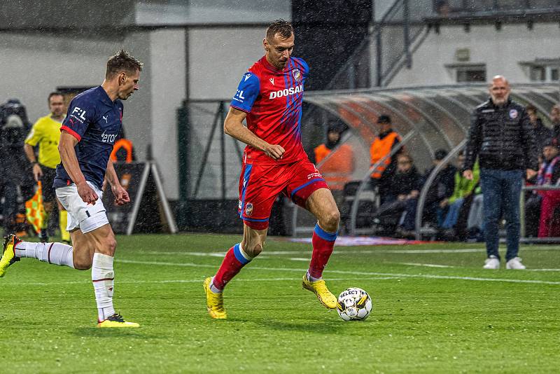 9. kolo FORTUNA:LIGY: FC Viktoria Plzeň - SK Slavia Praha 3:0 (2:0).