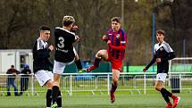 ČLD U17: Viktoria Plzeň B - Petřín Plzeň 3:0 (0:0).