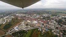 Z letu vzducholodi Zeppelin z Prahy do Plzně.