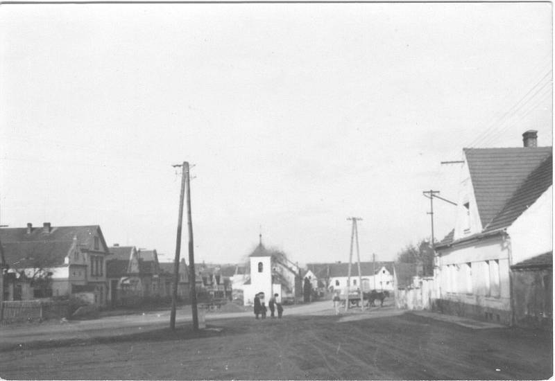 Podívejte se na historické fotografie obce Bdeněves.