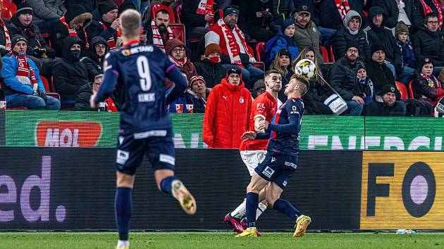 Fotbalisté Viktorie prokletí slávistického stadionu v Edenu neprolomili, v sobotu tam prohráli 1:2.