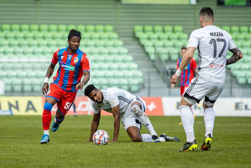 Fotbalisté Viktorie Plzeň ztratili v lize bod remízou v Karviné