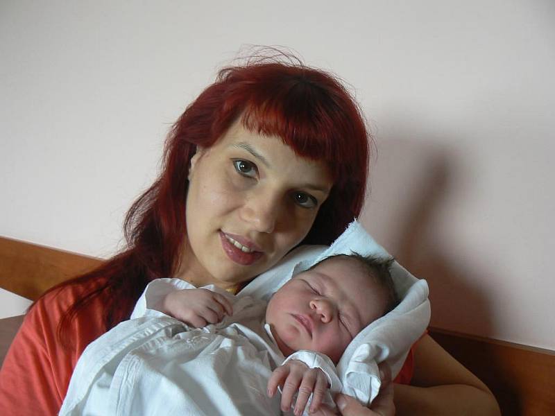 Petře Kudrnové a Miroslavu Landštofovi z Horní Břízy se 11. srpna ve 22.21 hod. narodila ve FN v Plzni prvorozená dcera Daniela (3,84 kg, 51 cm). Na svoji vnučku se moc těší babičky a dědečkové