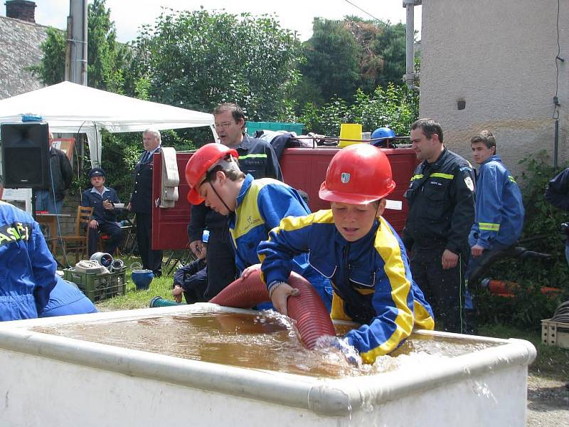 Dobrovolní hasiči z Ledec oslavili 110. výročí založení svého sboru