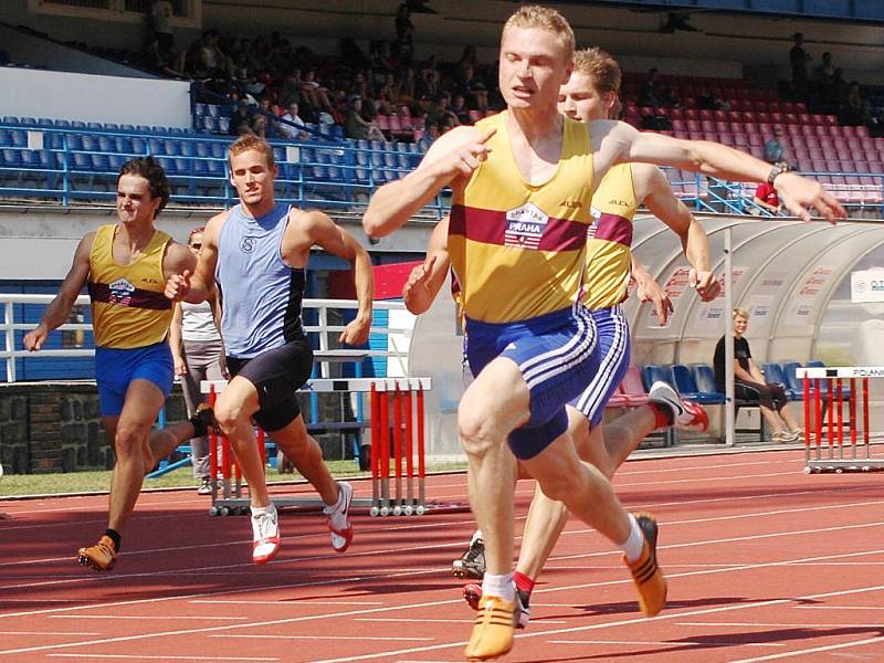 Atletická I. liga mužů i žen má na programu závěrečné kolo. Postup do baráže o extraligu si už zajistili muži AK Škoda Plzeň, šanci mají i ženy stejného klubu. 