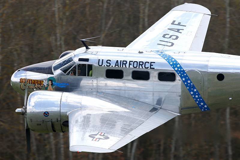 Beechcraft C-45 - letadlo z roku 1942 v barvách US Air Force - Den ve vzduchu Plasy 2022