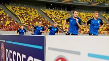 Hráči Viktorie Plzeň na stadionu Arena Nationala v Bukurešti. 