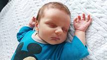 Antonín Chlanda z Břas se narodil v plzeňské Mulačově nemocnici 10. prosince 2020 ve 12:45 hodin (3 450 g, 49 cm) rodičům Josefovi a Kristýně. Doma na něho čekala o 15 měsíců starší sestřička Valentýna.