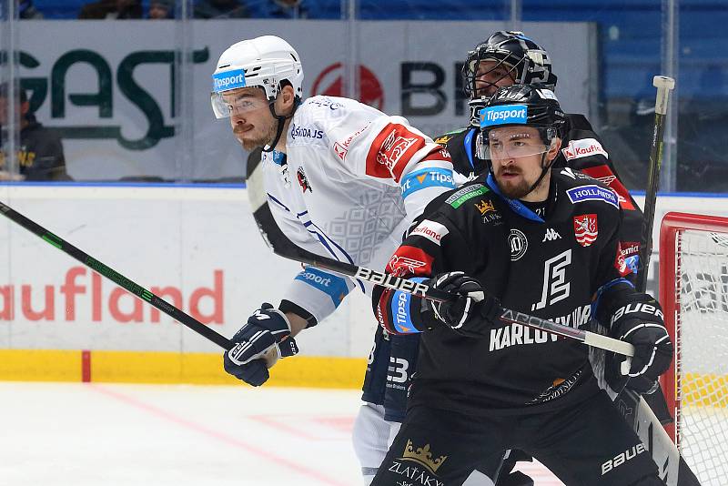 Hokejová Plzeň porazila v úvodním derby sezony Karlovy Vary 6:3.