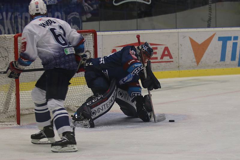 Kladno (v bílém) hostilo v hokejové extralize Plzeň.