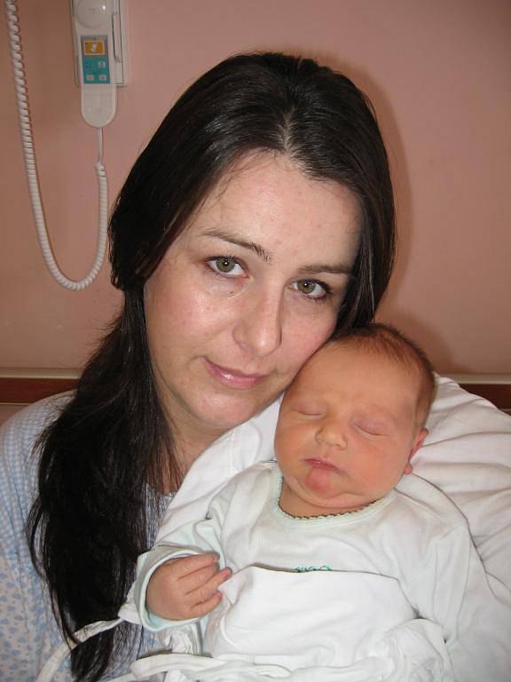 Martina Hynaisová z Plzně pojmenovala svého prvorozeného syna po jeho tatínkovi Vítovi Francánovi z lásky k němu. Vít junior (4,80 kg/53 cm) se narodil 5. března šestadvacet minut po dvaadvacáté hodině ve FN v Plzni