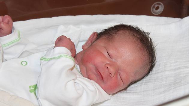 Vít Haidinger z Kolince je druhým miminkem narozeným v Klatovské nemocnici v roce 2022.