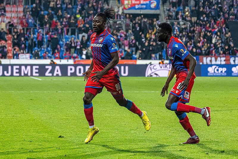 Fotbalisté Viktorie Plzeň porazili v domácí ligové derniéře Zbrojovku Brno 4:0.