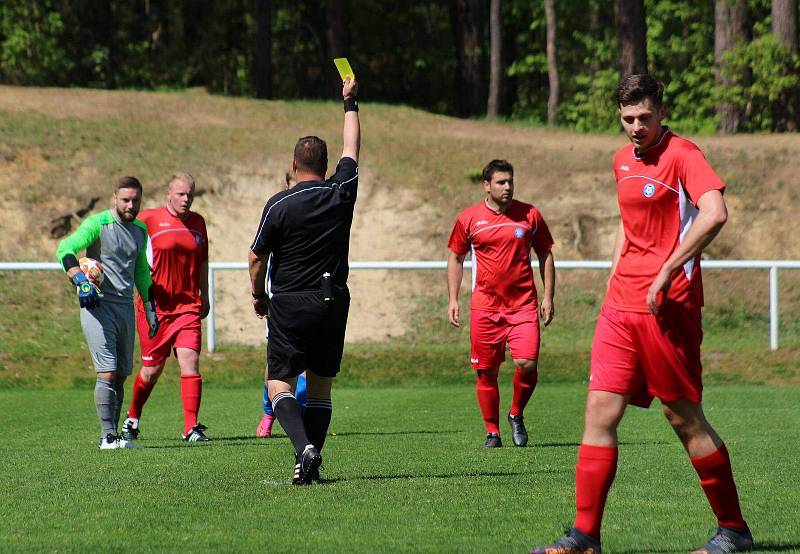 25. kolo KPM: TJ Zruč (modří) - TJ Holýšov 4:0 (3:0).