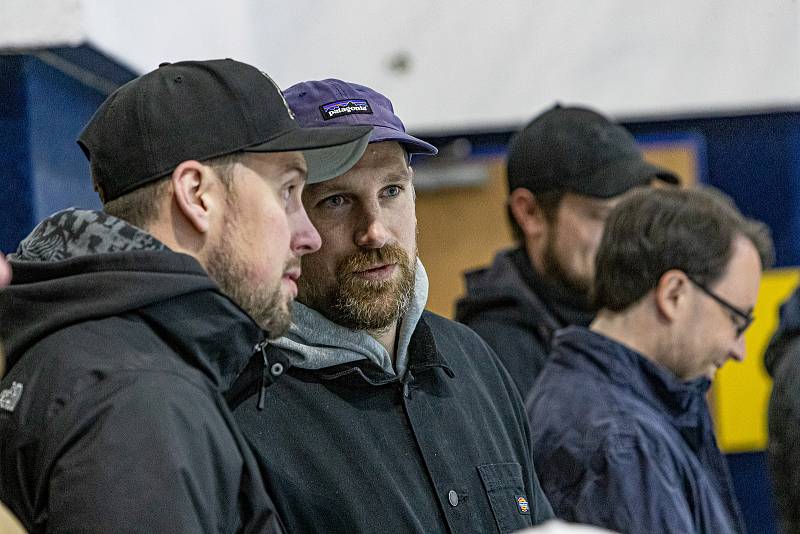 HC Meteor Třemošná (modří) vs. HC Rokycany 4:3 (2. finále play-off krajské hokejové ligy).