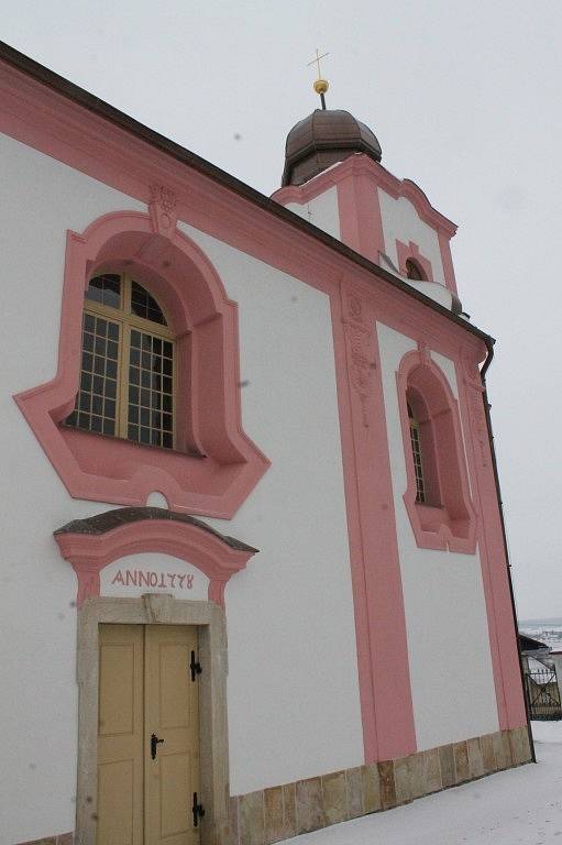 Zrekonstruovaný kostel sv. Jiljí v Krašovicích