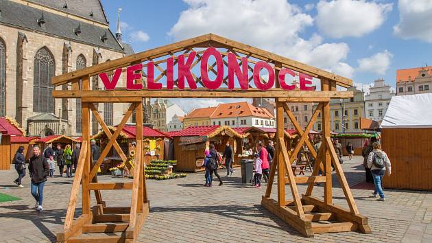 Velikonoční trhy na Náměstí republiky v Plzni