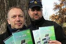 Na DVD pracovali hlavně Vladimír Nový (vlevo) a Karel Makoň.