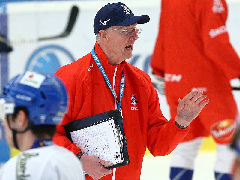 Hokejová reprezentace vedená nově finským trenérem Kari Jalonenem trénuje v Plzni.