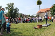 Den otevřených zahrad v Plzni v klášterní zahradě na Jiráskově náměstí