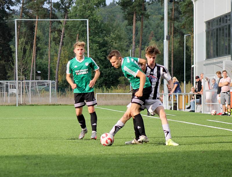 Z archivu: Fotbalisté SK Horní Bříza (zelení).