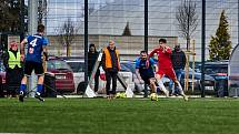 19. kolo FORTUNA divize A: SK Petřín Plzeň (na snímku fotbalisté v červených dresech) - FK Komárov 0:0.