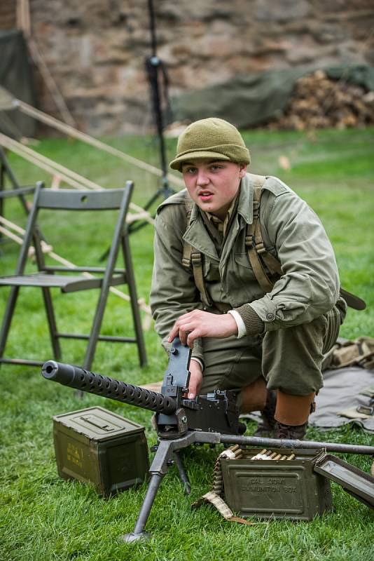 Slavnosti svobody v Plzni nabízejí prohlídku historických kempů