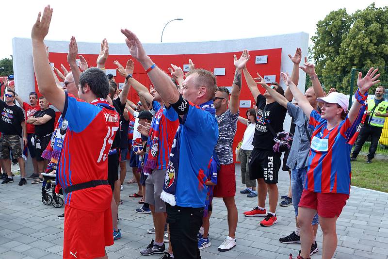 Pietní místo u stadionu FC Viktoria Plzeň