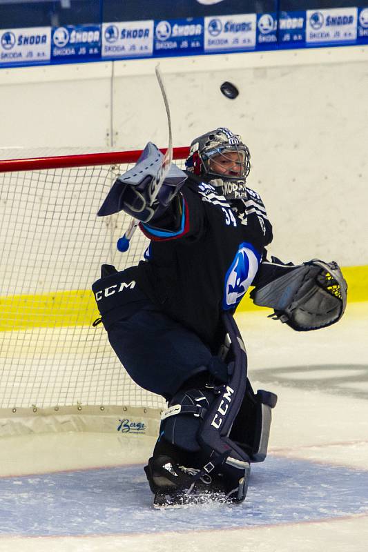 21. kolo hokejové extraligy: Škoda Plzeň (černí) vs. Brno.