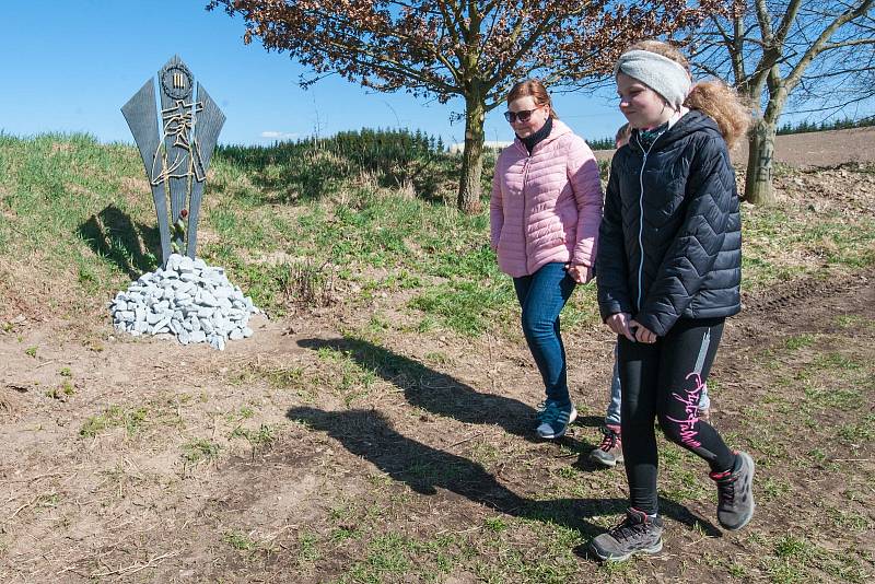 Nepomuk, nová křížová cesta k Lipovému vrchu.