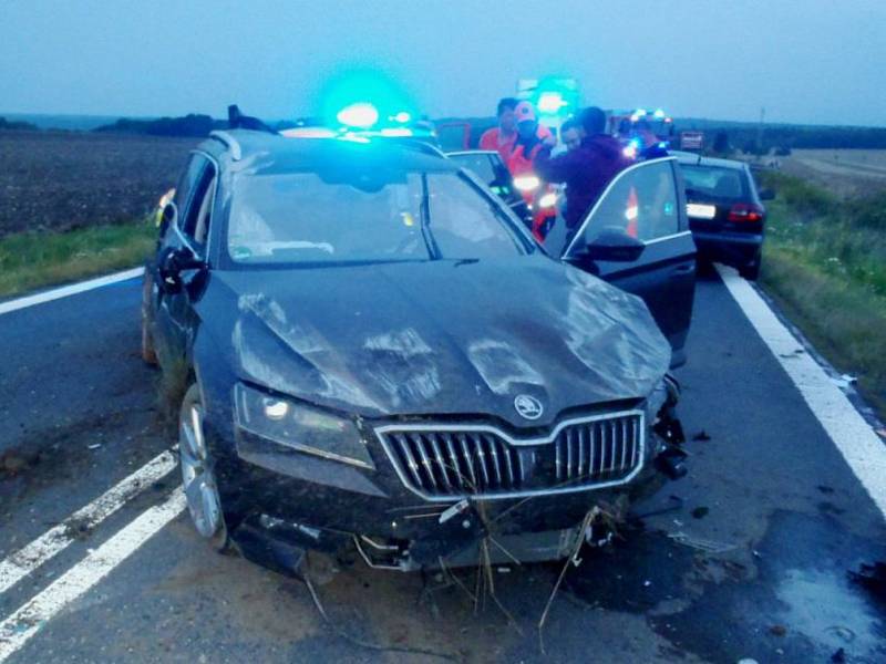 Čtvrteční večerní nehoda na silnici I/20.