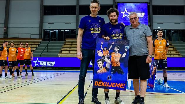 Futsalový zápas mistrů, 2. června 2023: futsalisté SK Interobal Plzeň - házenkáři Talent Týmu Plzeňského kraje 5:5.