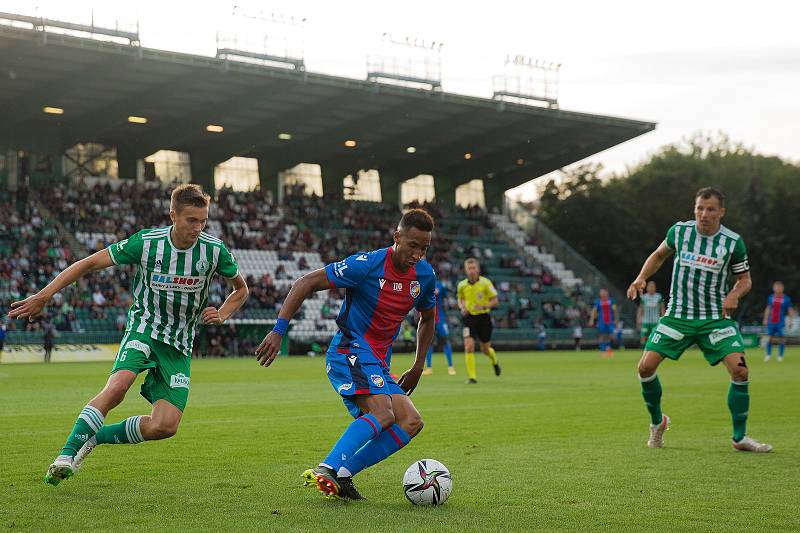 Bohemians Praha - Viktoria Plzeň (červenomodrá), 1. srpna 2021.