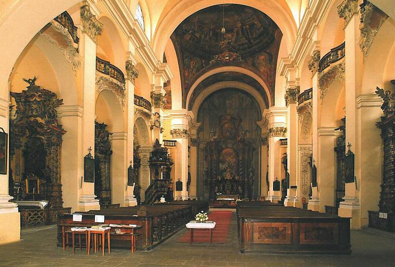 Klatovy, kostel Neposkvrněného početí P. Marie a sv. Ignáce